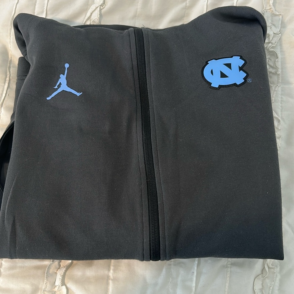 Jordan UNC Zip up